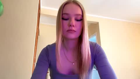 Kristie online show from March 2, 12:02 am