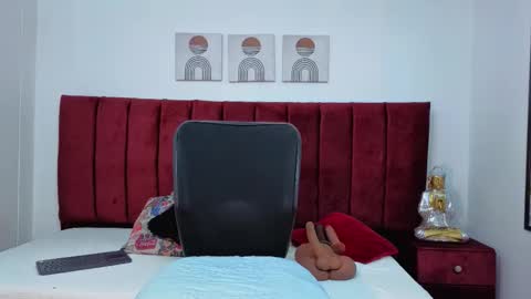 Selena online show from November 25, 12:27 pm