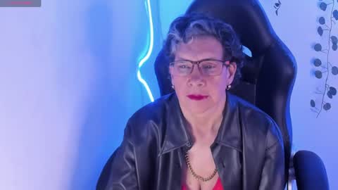 Snapshot of selena_ferreira chatting on April 23, 12:15 pm Selena online show from April 23, 12:15 pm