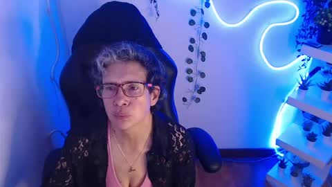 Snapshot of selena_ferreira chatting on May 28, 7:55 pm Selena online show from May 28, 7:55 pm