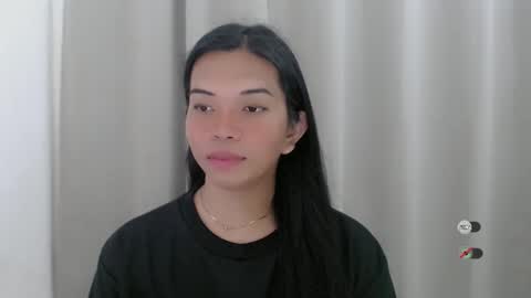 Snapshot of selena_fuckdoll chatting on January 4, 9:00 am Selena online show from January 4, 9:00 am