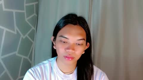 Snapshot of selena_fuckdoll chatting on February 28, 12:11 am Selena online show from February 28, 12:11 am