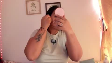 Karen online show from October 27, 2:21 pm