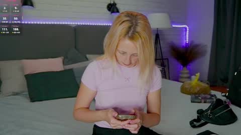 Selena Lily online show from September 11, 12:16 pm