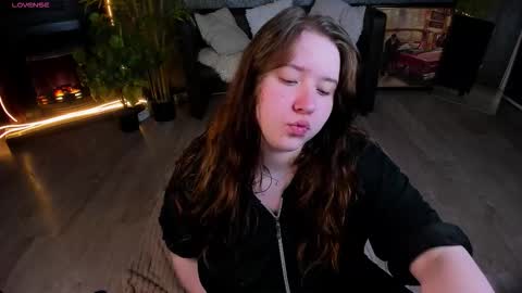 Selena online show from March 24, 5:34 am