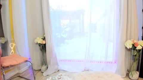 Selena online show from January 12, 7:24 am