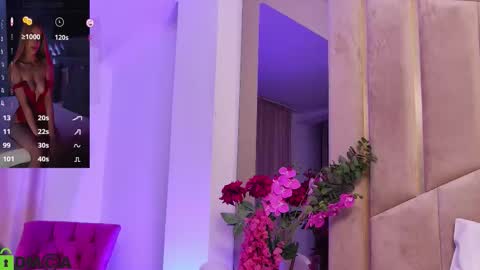 Selena online show from October 3, 3:36 am