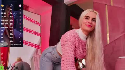 Selena online show from October 30, 5:09 am