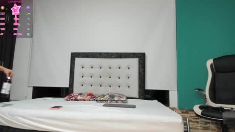  Selena  online show from January 18, 10:06 am