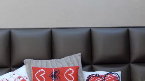 Snapshot of selenahanson chatting on February 9, 3:10 am SelenaHanson online show from February 9, 3:10 am