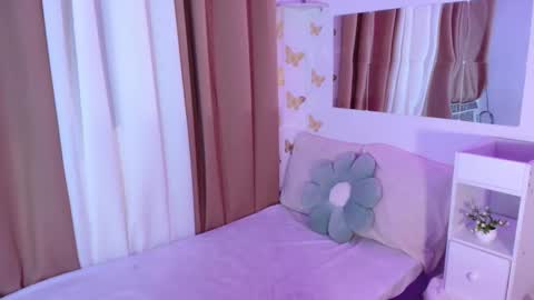 Snapshot of selenareyes chatting on September 14, 8:41 pm JC online show from September 14, 8:41 pm