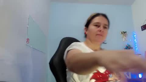 selene online show from March 21, 2:09 pm