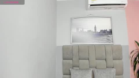 Selene online show from October 11, 7:45 pm