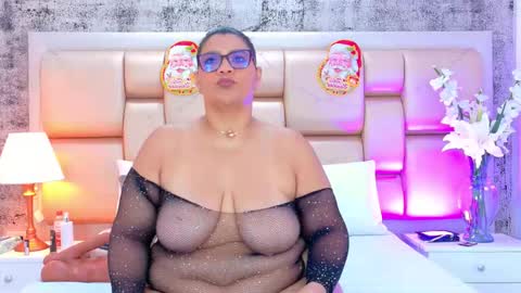 Selenna Cooper online show from December 20, 12:12 pm