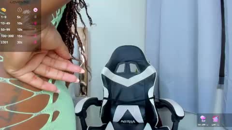 SelennaFox online show from July 8, 4:50 am