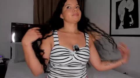 S e l e n a h online show from February 25, 11:31 am