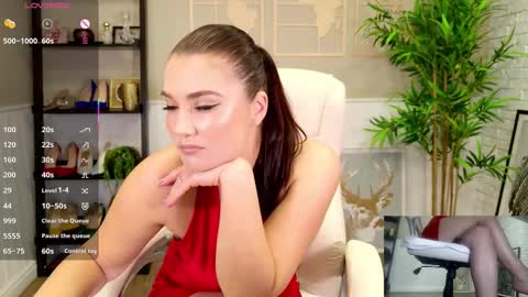 Snapshot of selinesole_ chatting on November 6, 5:03 pm Seline online show from November 6, 5:03 pm
