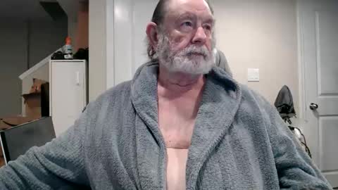 selkie2s online show from February 15, 5:20 pm