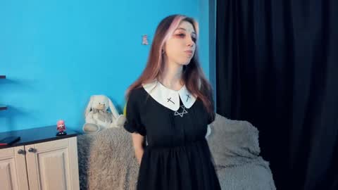 Mindy online show from December 28, 2:33 am