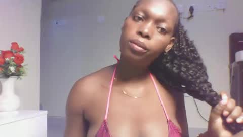 Snapshot of sellinprencess2 chatting on April 26, 1:47 am verah online show from April 26, 1:47 am