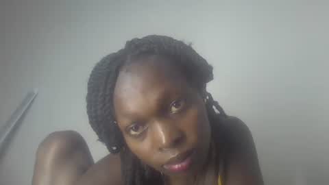 sellinprinces online show from September 15, 8:09 pm