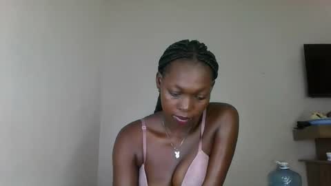 sellinprinces online show from October 24, 5:15 am