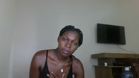 sellinprinces online show from November 5, 10:48 am