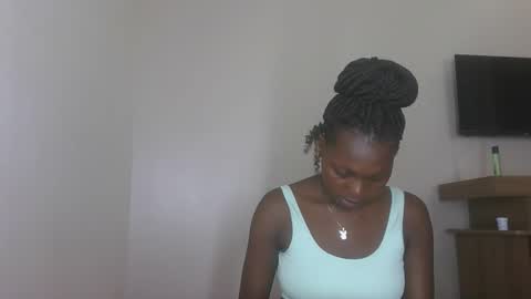 sellinprinces online show from November 9, 7:01 pm