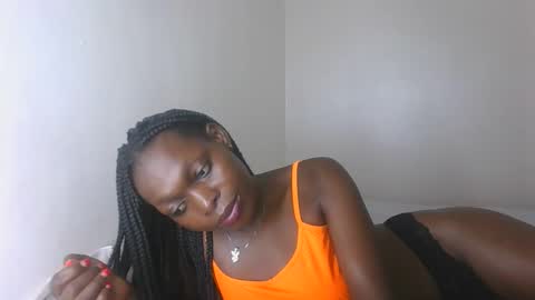 sellinprinces online show from November 14, 3:55 pm