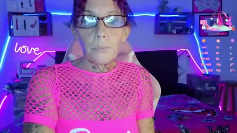 Snapshot of selvaggia_del_caribe chatting on February 2, 5:33 pm Selvaggia Del Caribe online show from February 2, 5:33 pm