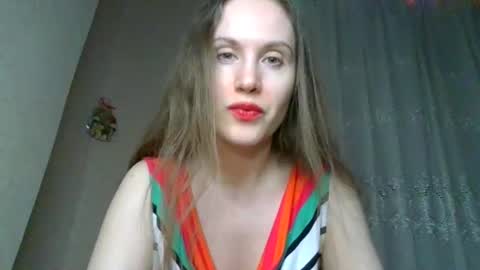 Snapshot of selvarine chatting on April 18, 12:47 am selvarine online show from April 18, 12:47 am