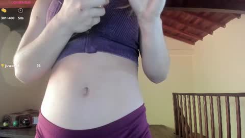 Snapshot of selyn_ chatting on July 10, 12:08 pm Selyn online show from July 10, 12:08 pm