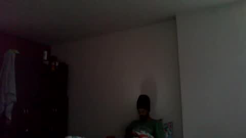 Snapshot of semental24cm chatting on March 16, 12:42 pm semental24cm online show from March 16, 12:42 pm