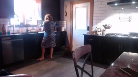 Snapshot of semi7_lola chatting on June 29, 11:27 pm semi7_lola online show from June 29, 11:27 pm