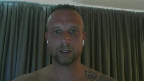 sence08 online show from February 26, 2:49 pm