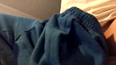 sencilloparati online show from December 3, 7:05 am