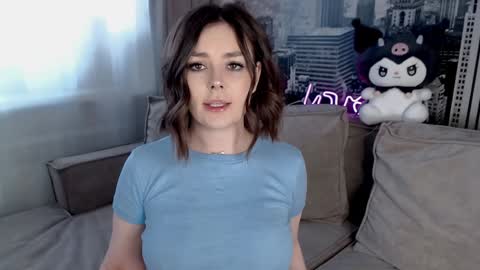 Snapshot of send_me_an_angel chatting on December 18, 5:04 am Rita online show from December 18, 5:04 am