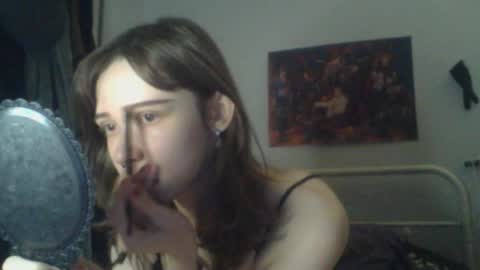 Snapshot of sendforesme chatting on March 21, 12:15 am goddess esme online show from March 21, 12:15 am