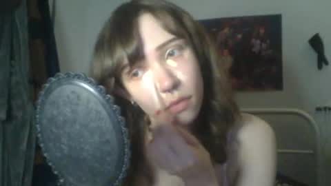 Snapshot of sendforesme chatting on March 27, 11:59 pm goddess esme online show from March 27, 11:59 pm