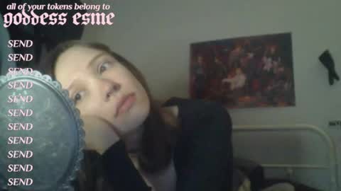 Snapshot of sendforesme chatting on April 10, 11:53 pm goddess esme online show from April 10, 11:53 pm