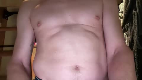 Snapshot of sens3439 chatting on December 16, 6:35 pm sens3439 online show from December 16, 6:35 pm