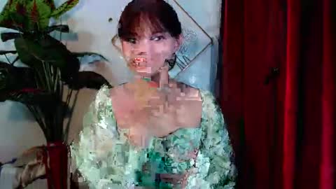 sensational_yeng online show from October 23, 2:27 pm