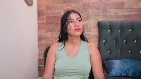 senssual_goddess online show from September 19, 4:40 pm