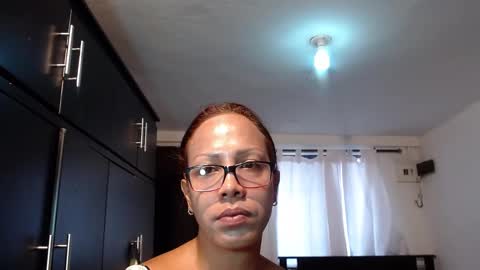 Snapshot of sensual_natalie chatting on December 29, 8:15 pm sensual_natalie online show from December 29, 8:15 pm