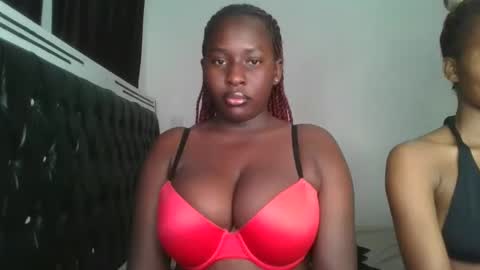 Snapshot of sensual_ria chatting on May 12, 8:28 pm sensual_ria online show from May 12, 8:28 pm