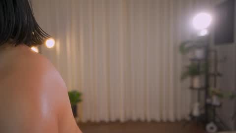 Maria- OF sensual bee online show from January 1, 6:47 am