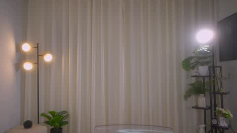 Maria- OF sensual bee online show from January 9, 5:13 am