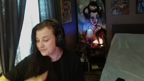 Snapshot of sentfrmheaven chatting on December 9, 1:55 pm Tara online show from December 9, 1:55 pm