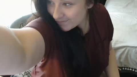 Snapshot of sentfrmheaven chatting on March 6, 4:49 pm Tara online show from March 6, 4:49 pm