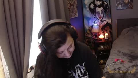 Snapshot of sentfrmheaven chatting on May 8, 12:32 pm Tara online show from May 8, 12:32 pm
